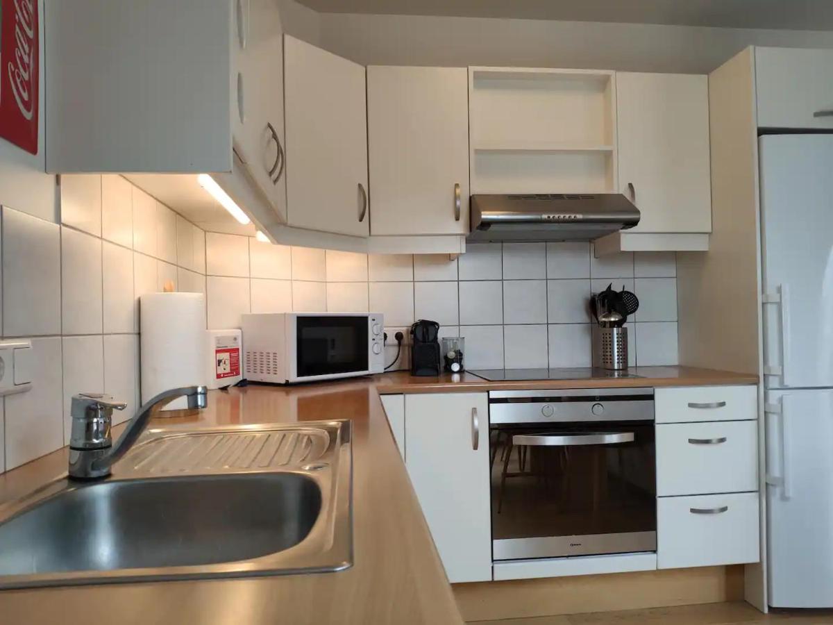 אקורירי G10 Apartments מראה חיצוני תמונה
