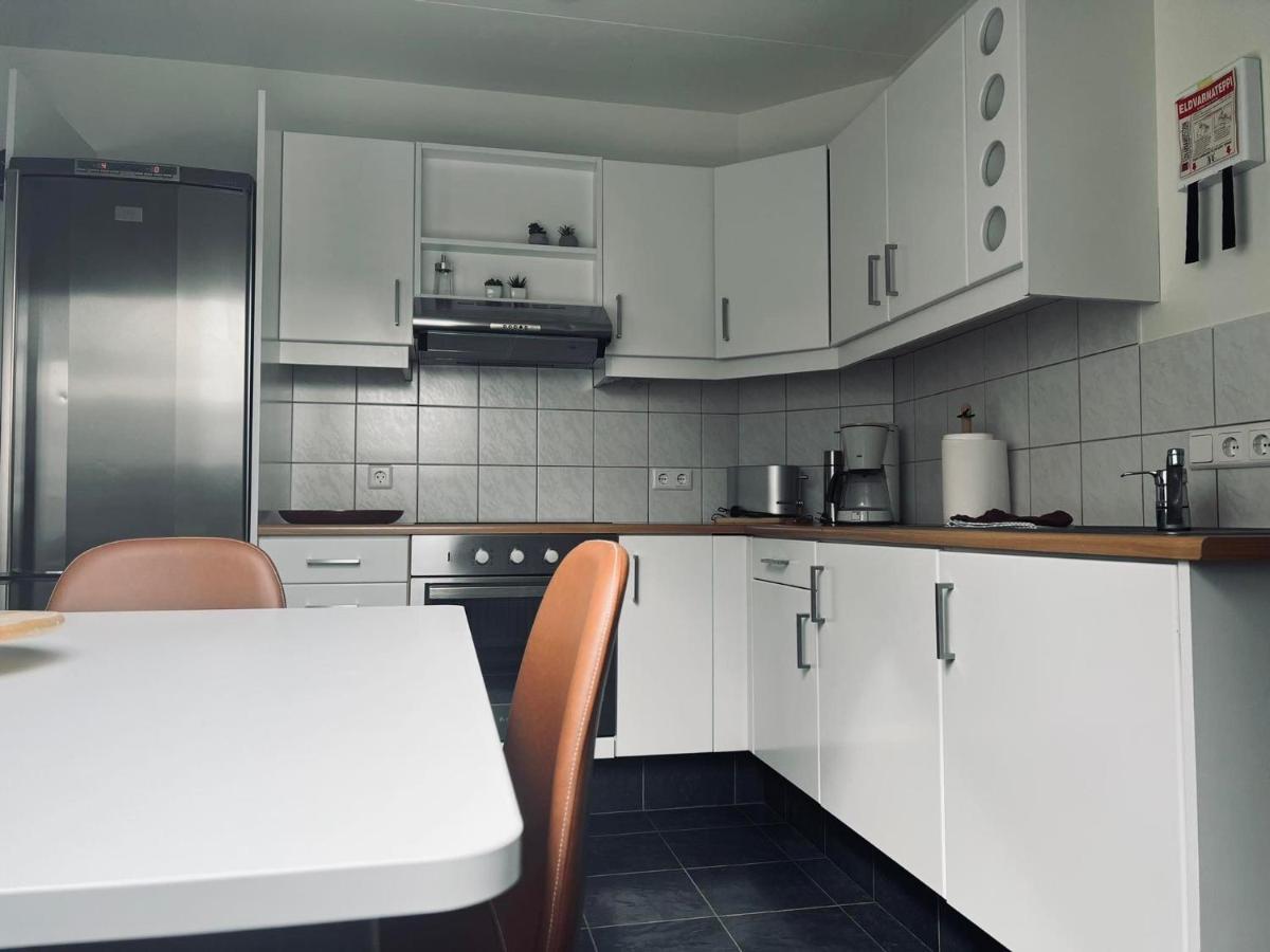אקורירי G10 Apartments מראה חיצוני תמונה