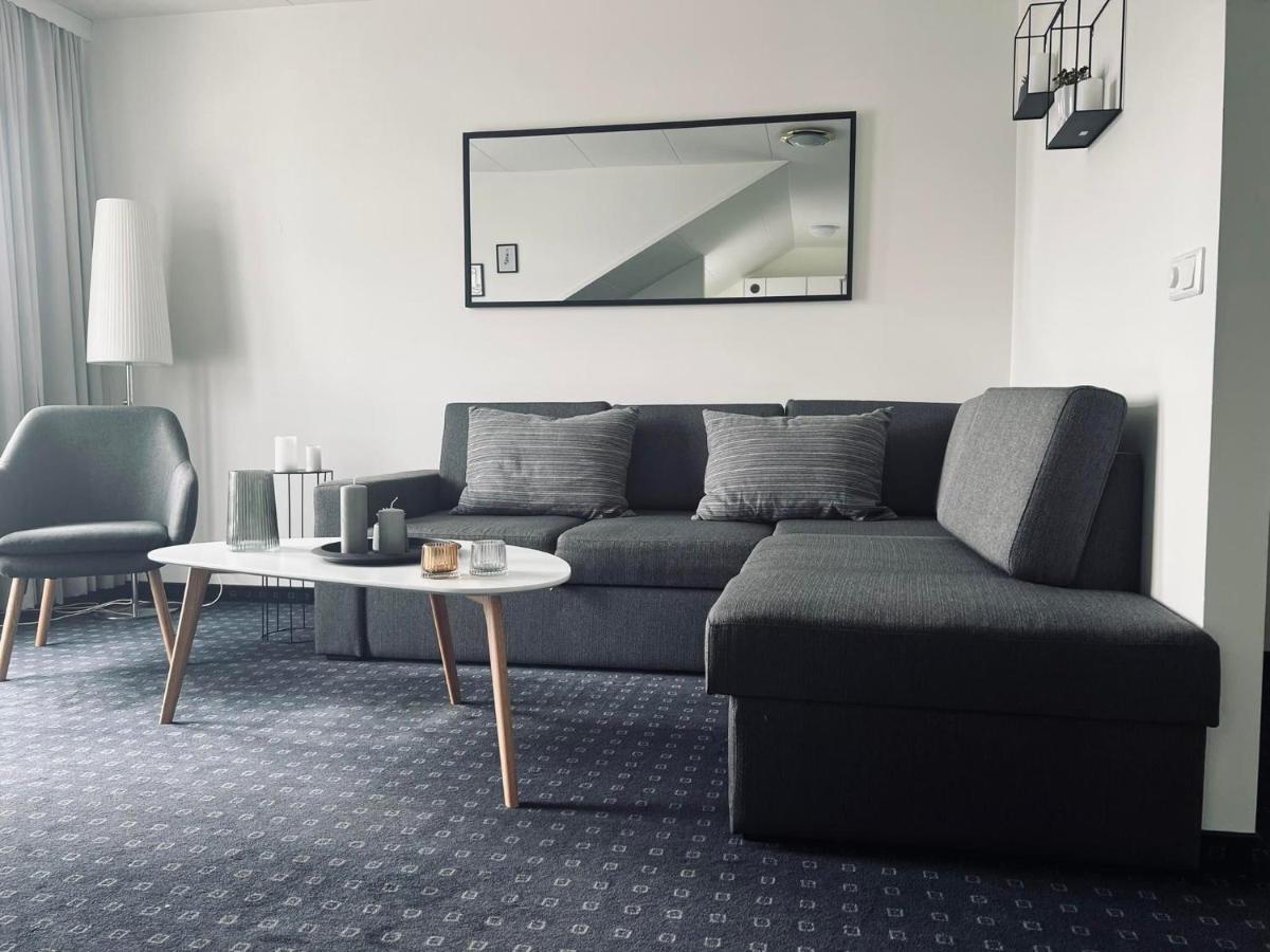 אקורירי G10 Apartments מראה חיצוני תמונה