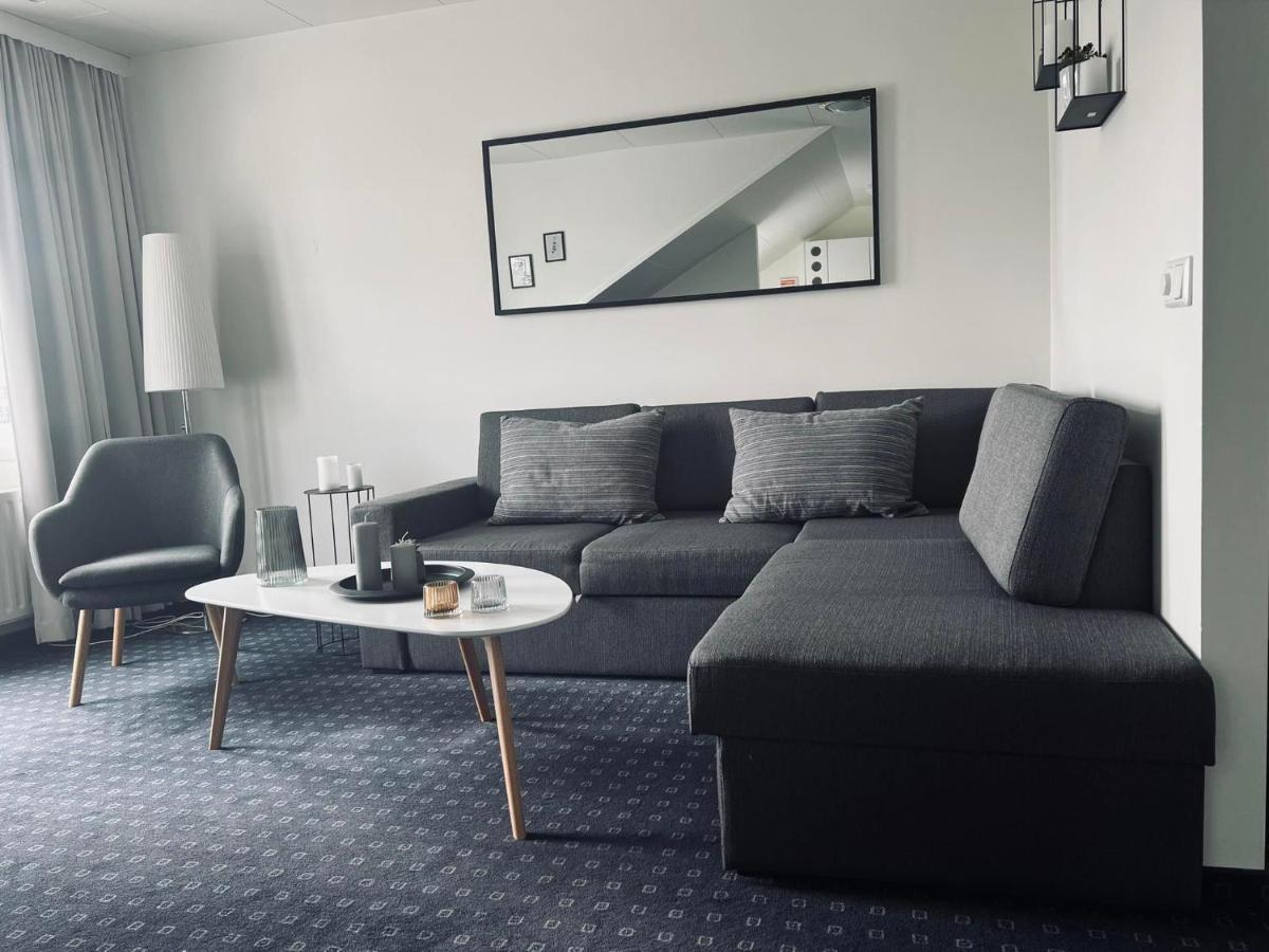 אקורירי G10 Apartments מראה חיצוני תמונה