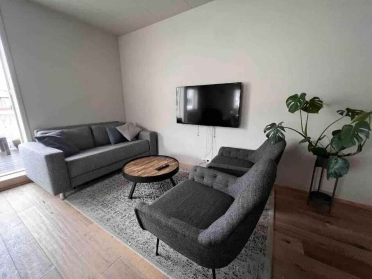 אקורירי G10 Apartments מראה חיצוני תמונה