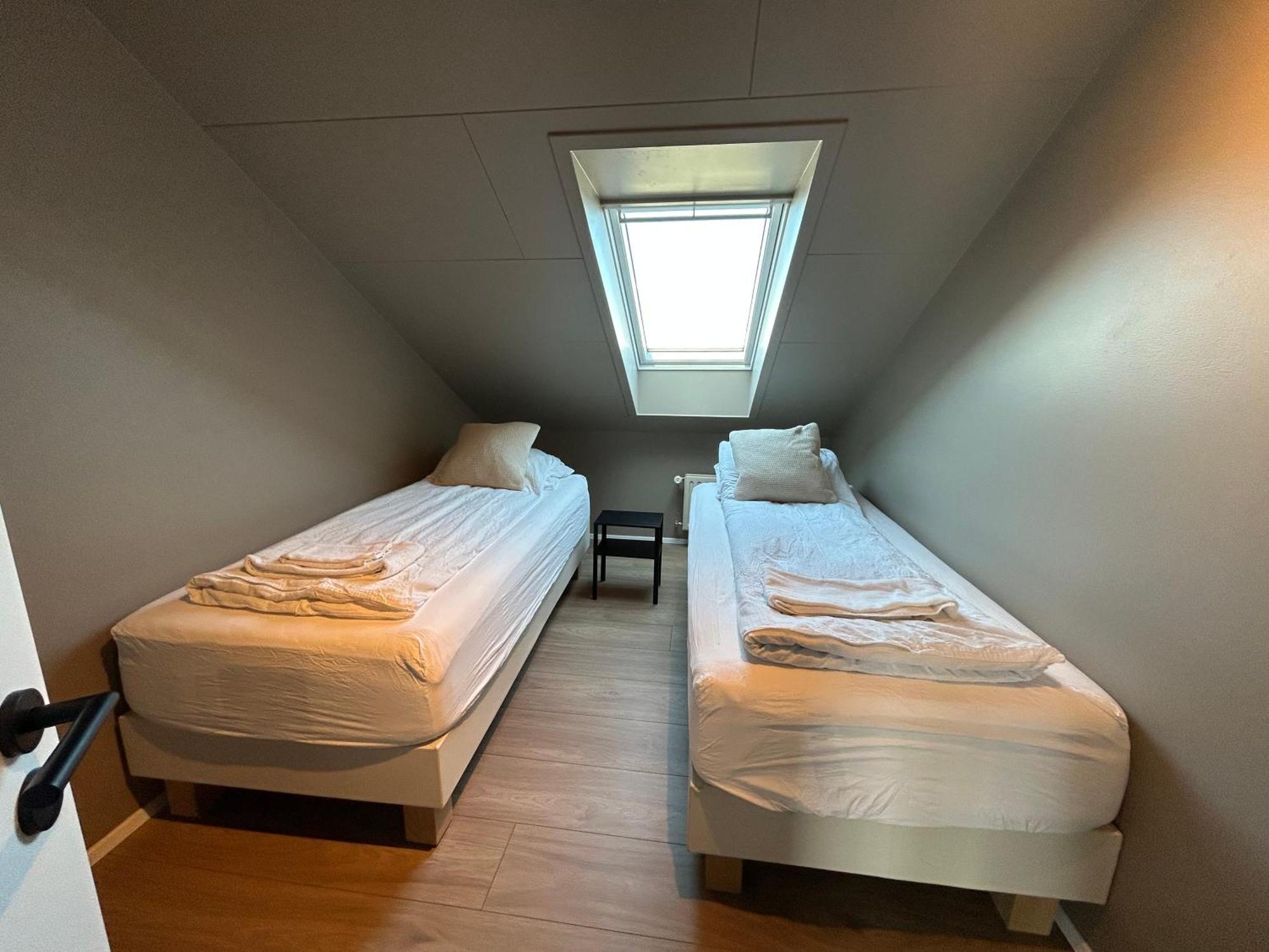 אקורירי G10 Apartments מראה חיצוני תמונה