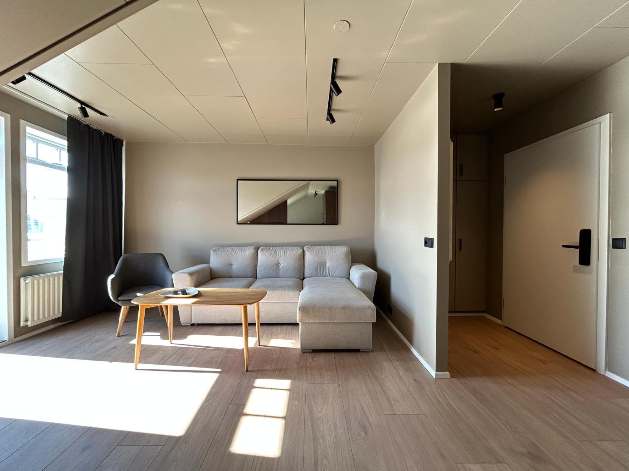 אקורירי G10 Apartments מראה חיצוני תמונה